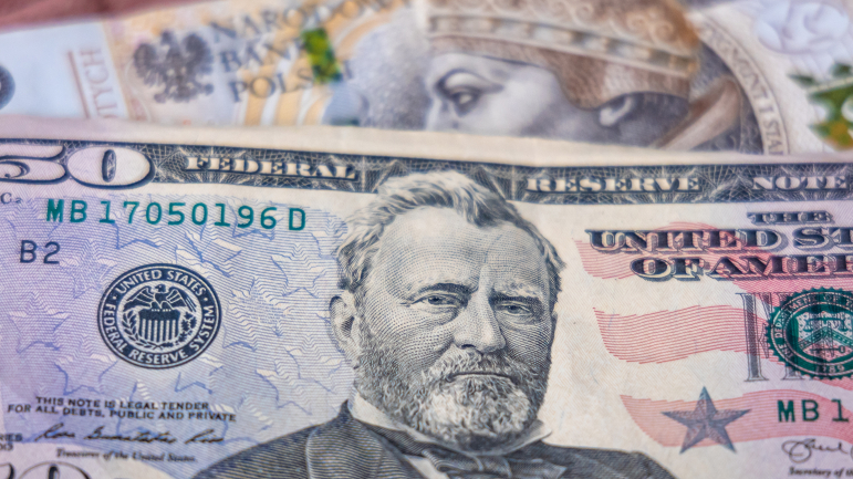 Tabela kursów średnich NBP z 9 stycznia 2024 roku. Jakie zmiany zanotowały dzisiaj kursy walut?