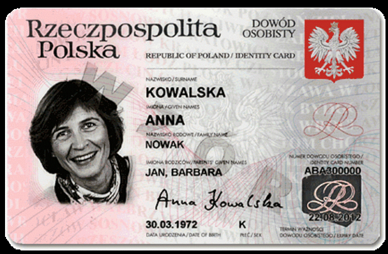Żadnego wpływu na obowiązek alimentacyjny nie ma nazwisko noszone po rozwodzie.